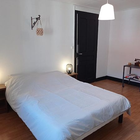 Le T3 Avec Deux Chambres Saint-Claude Exterior foto